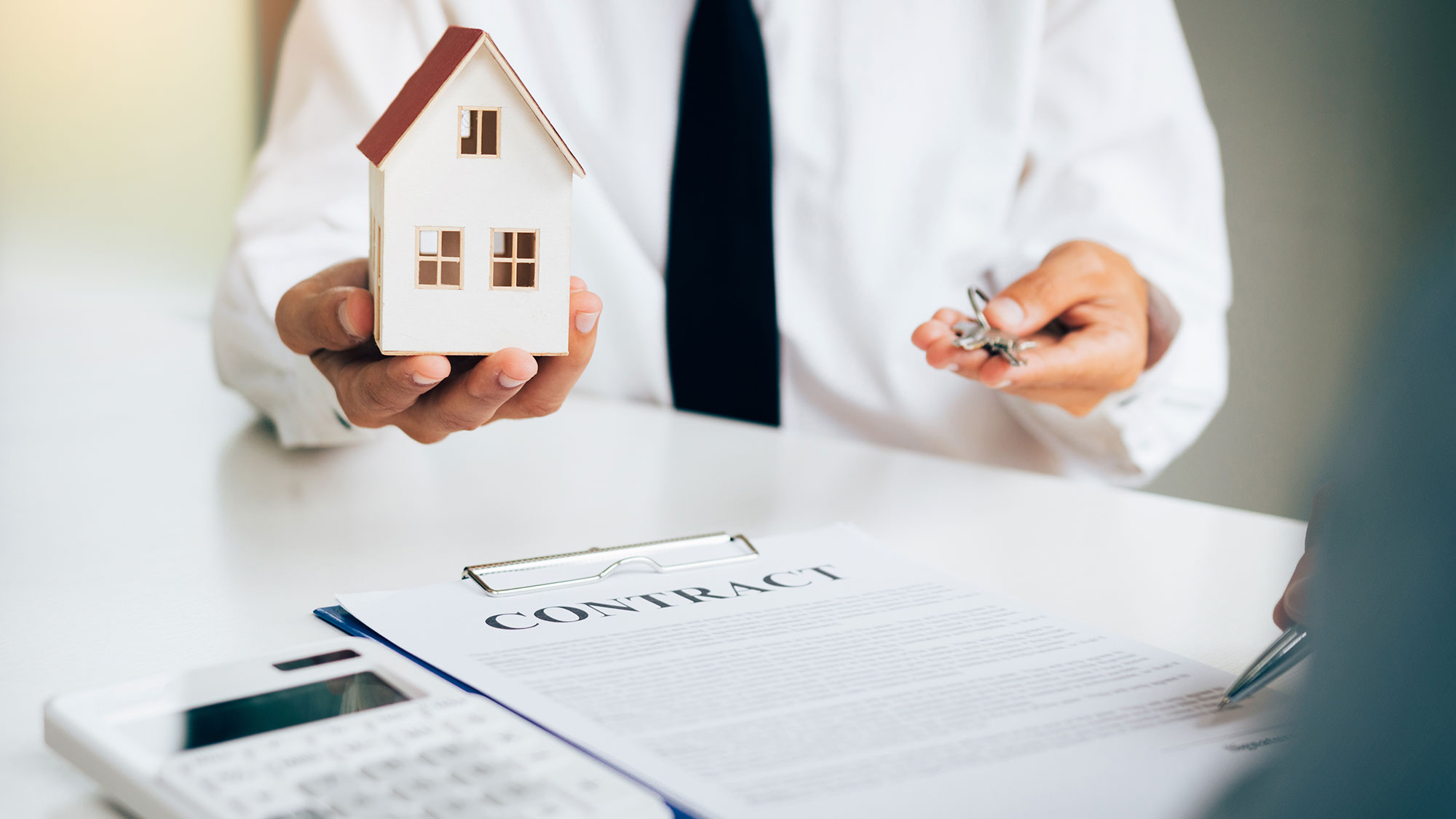 Tributação Imobiliária: entenda os regimes tributários para o aluguel de imóveis próprios